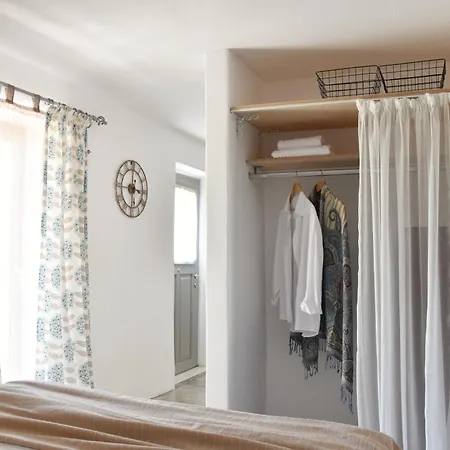 Апартаменты Koukounari Paros *